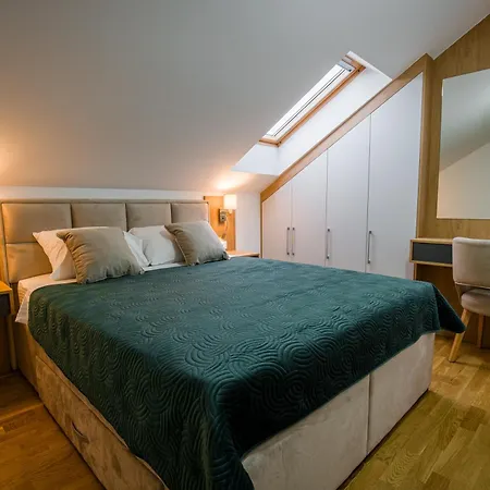 View 44 Apartamento Arandjelovac