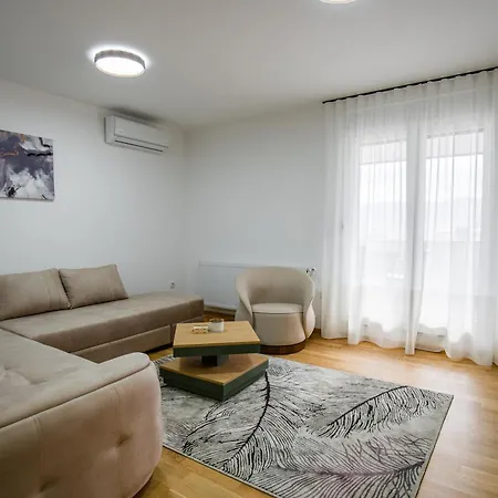 View 44 Arandjelovac